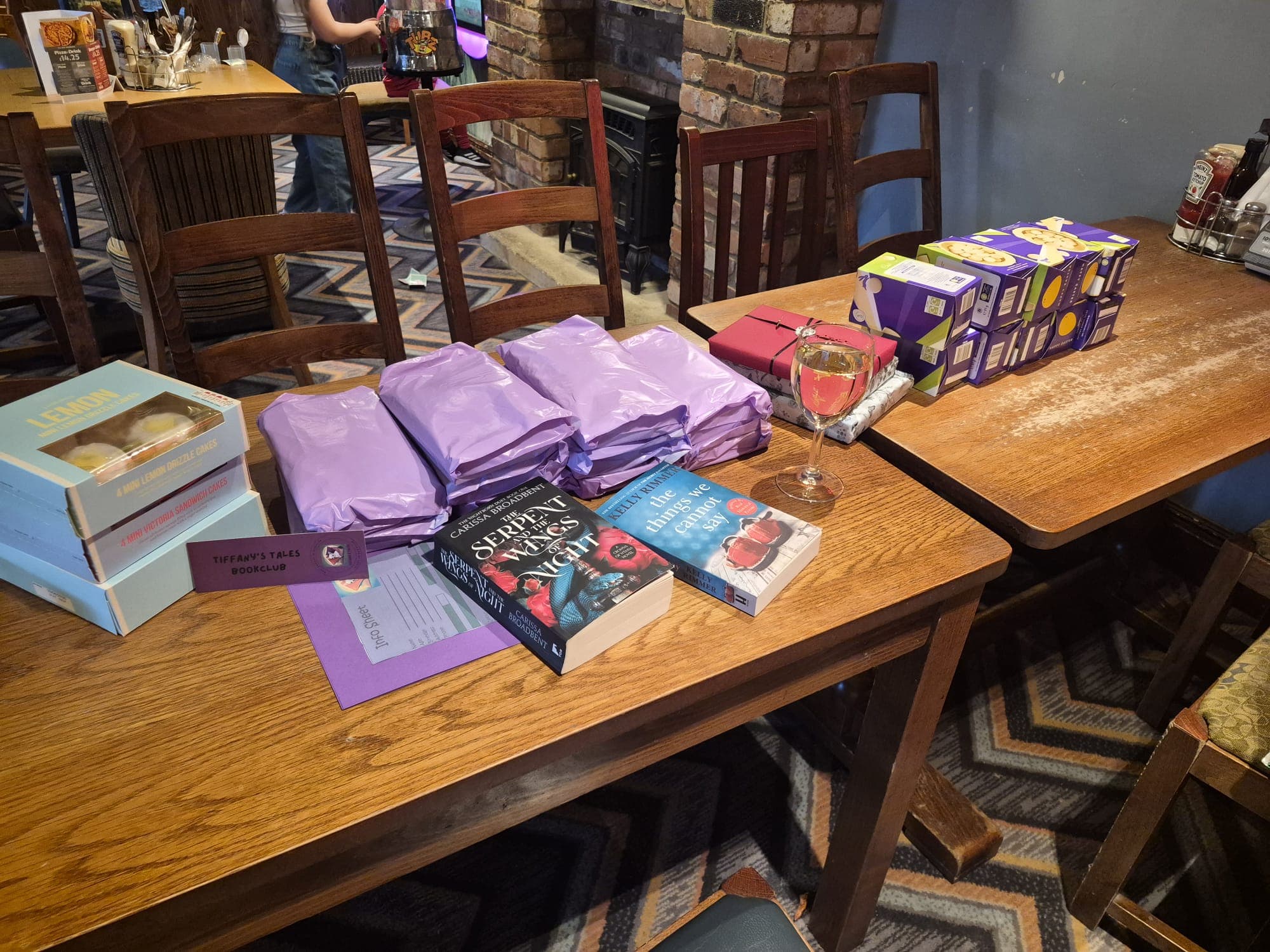Inside The Muggleton Inn during a Tiffany's Tales meet-up